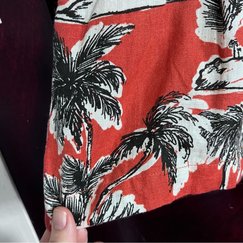 Tahari 100% European Flax Tropical Print Belted Shorts in Orange Black size 8 - Picture 7 of 10